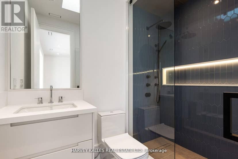 370 Glengrove Avenue W — photo 38 of 40