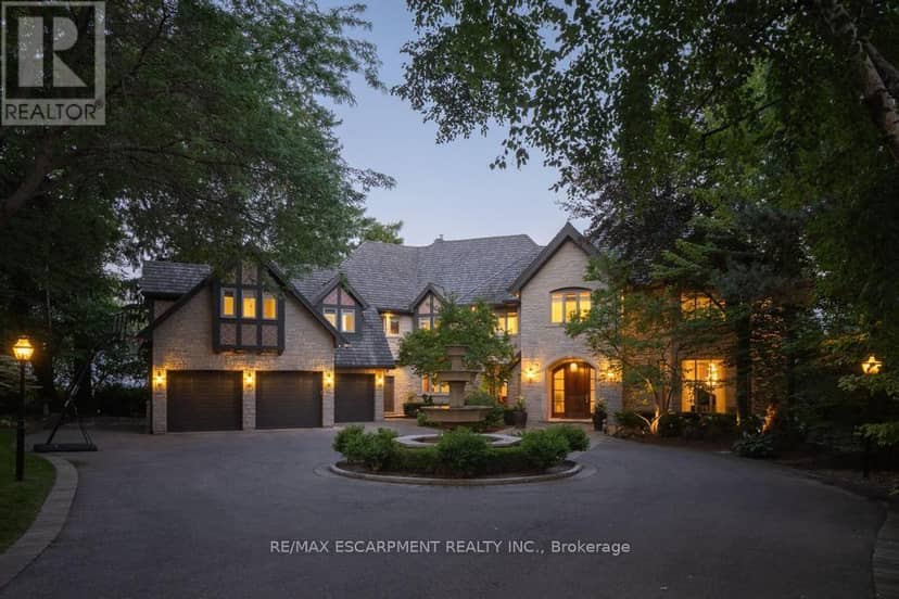 4038 Lakeshore Road, Burlington, photo 2