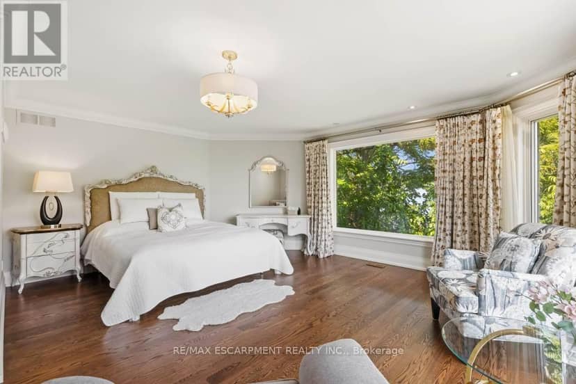4038 Lakeshore Road — photo 38 of 40