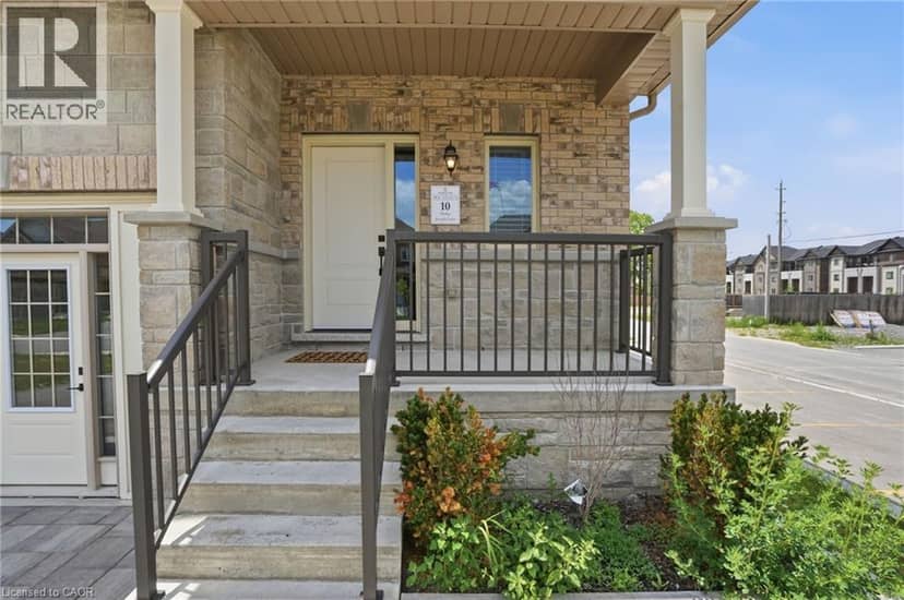 27 RAINEY Drive — photo 3 of 39