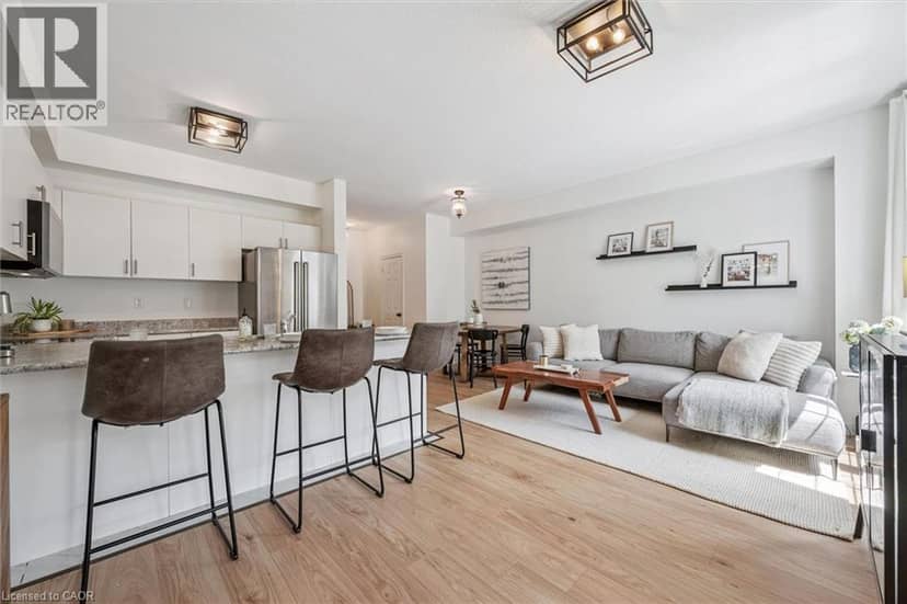 88 DECORSO Drive Unit# 30, Guelph, photo 4