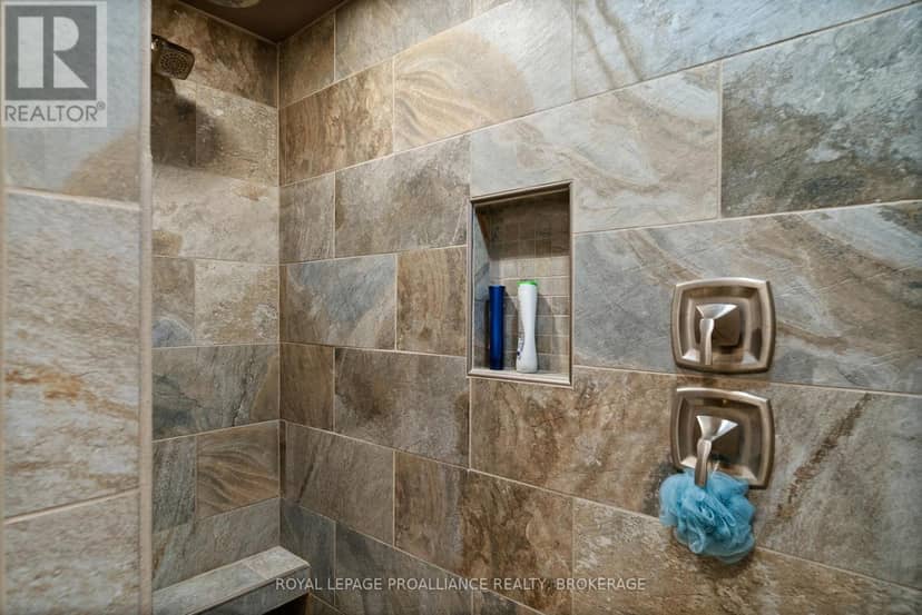 199 & 213 Leone's Cove Lane — photo 15 of 40