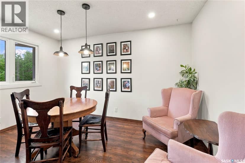 195 Wells STREET — photo 19 of 31