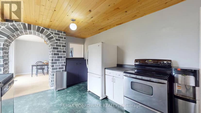 94 Quabbin Road — photo 10 of 30