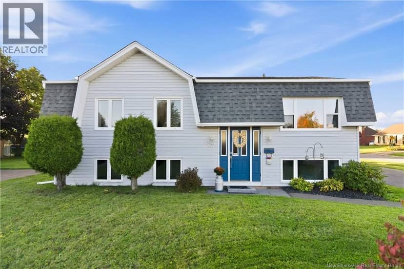 27 Pasadena Drive — photo 1 of 40
