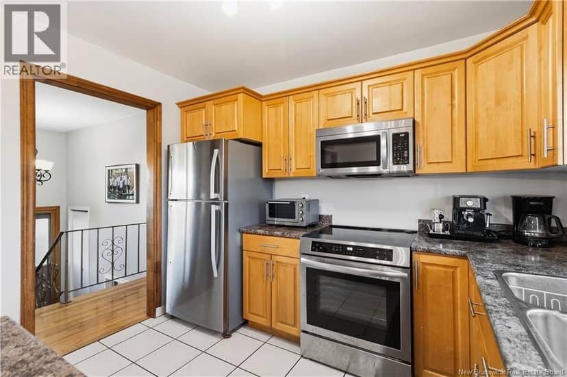 27 Pasadena Drive — photo 19 of 40