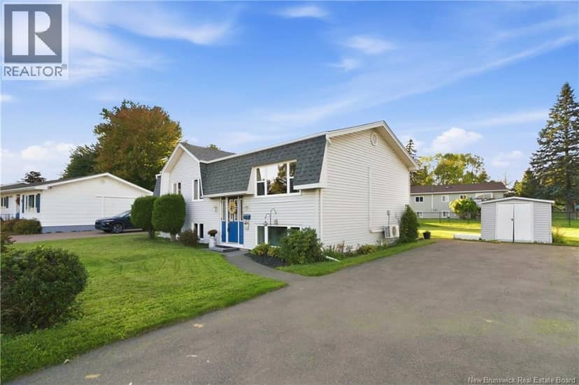 27 Pasadena Drive — photo 2 of 40