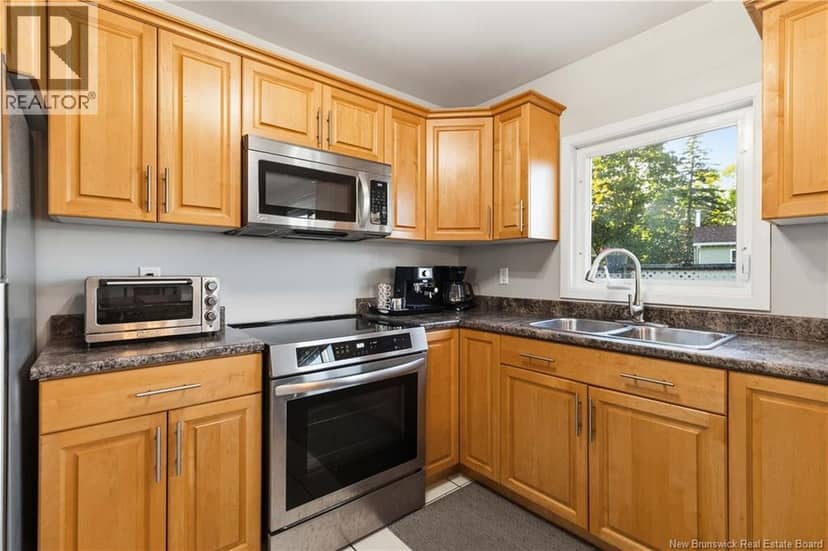 27 Pasadena Drive — photo 20 of 40