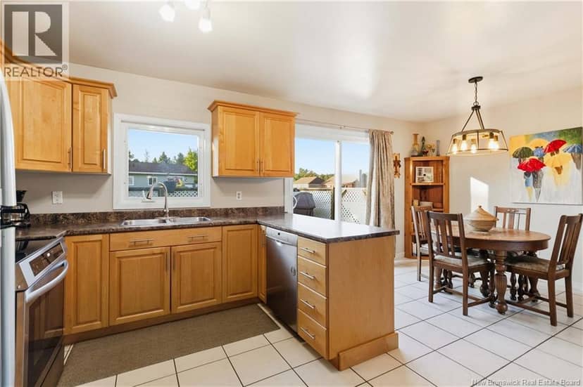27 Pasadena Drive — photo 21 of 40