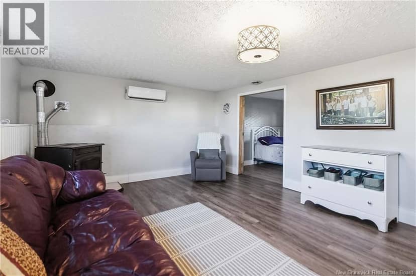 27 Pasadena Drive — photo 37 of 40