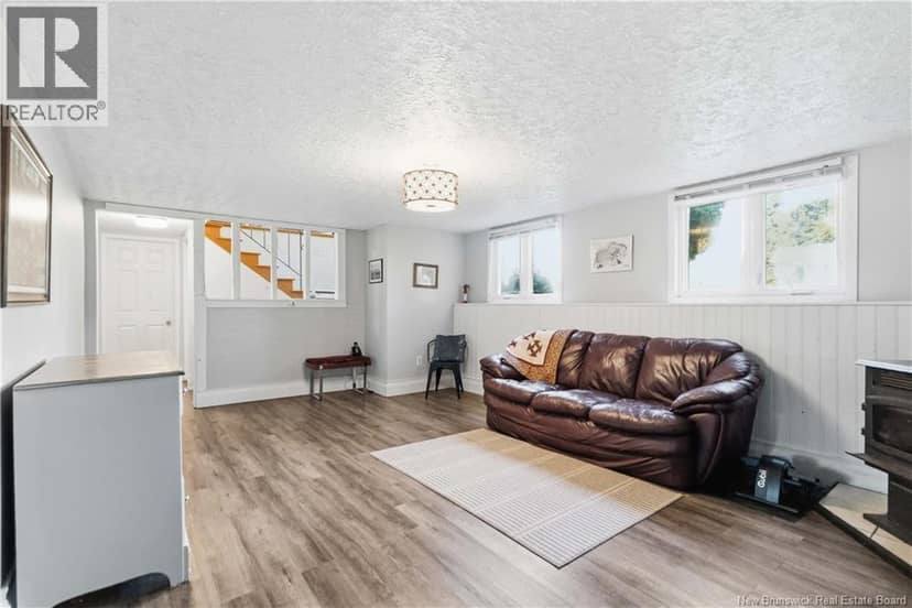 27 Pasadena Drive — photo 38 of 40