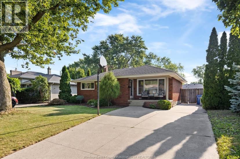 462 Dormar Drive — photo 1 of 32