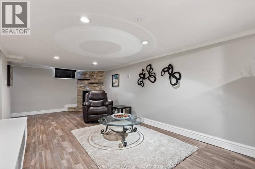 462 Dormar Drive — photo 19 of 32