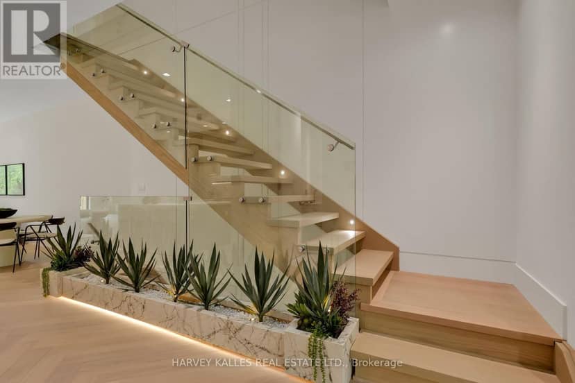 108 Heath Street W — photo 23 of 40