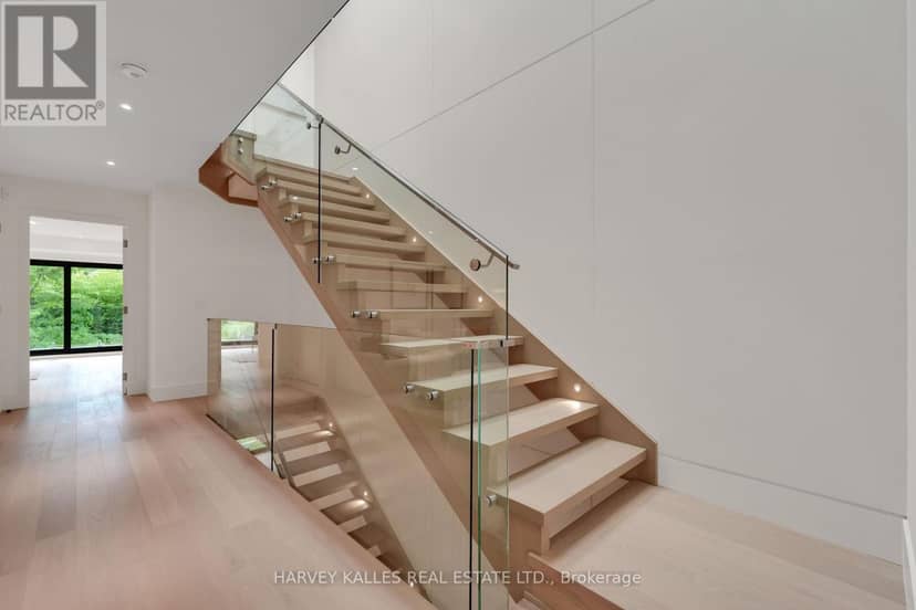 108 Heath Street W — photo 32 of 40