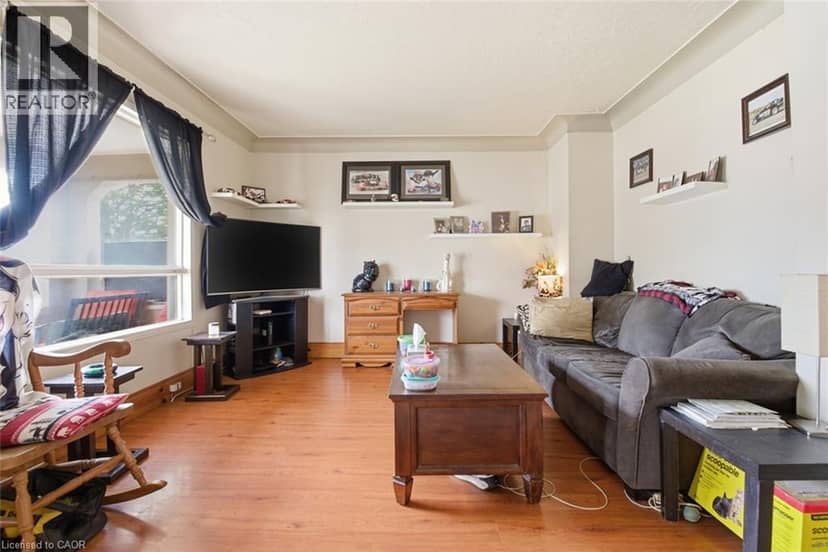 307 S WALLACE Avenue S — photo 21 of 40