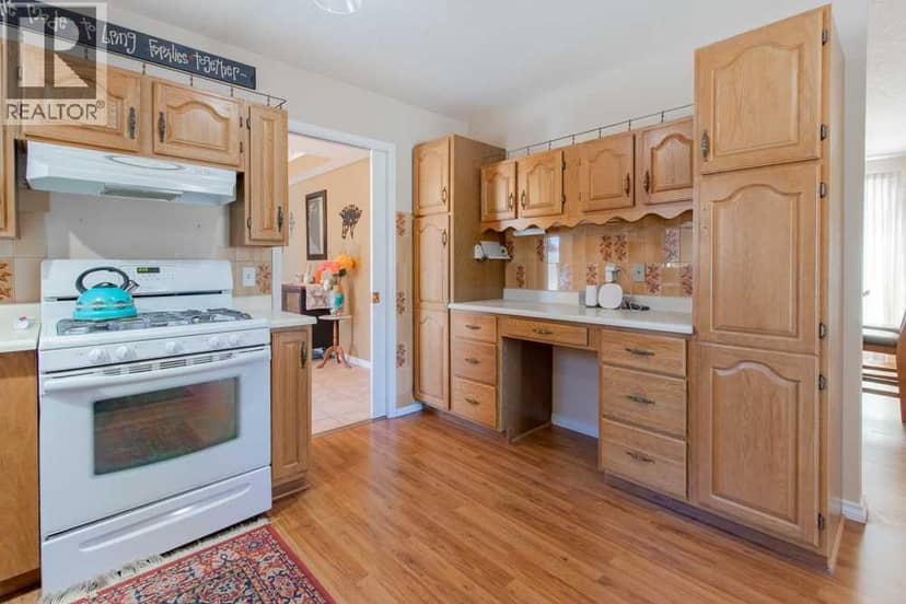 214 3 Street W, Cardston, photo 8