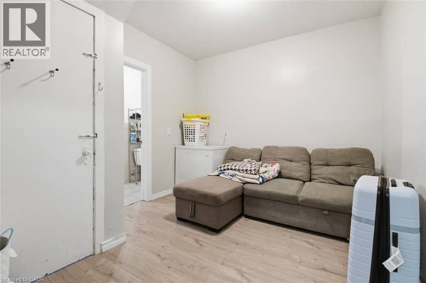 256 LINCOLN Street — photo 14 of 40