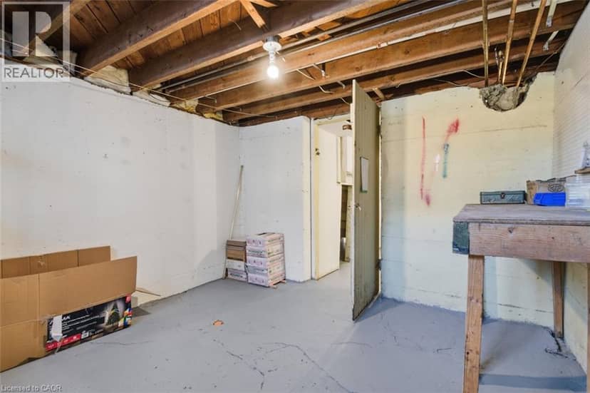 256 LINCOLN Street — photo 31 of 40