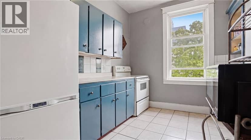 247 KING Street — photo 17 of 40