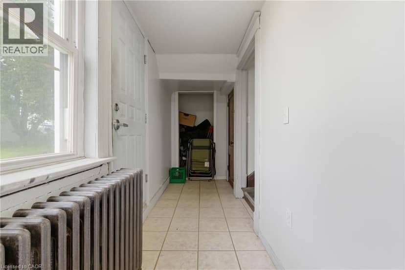 247 KING Street — photo 10 of 40
