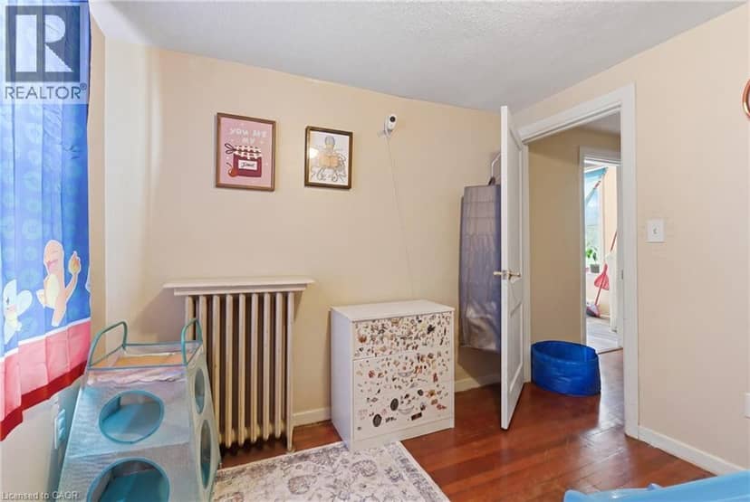 247 KING Street — photo 23 of 40