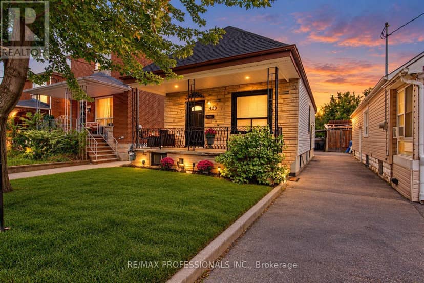429 Gilbert Avenue, Toronto