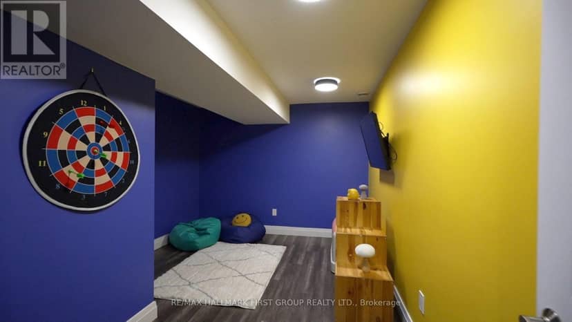 115 Broomfield Road — photo 36 of 40