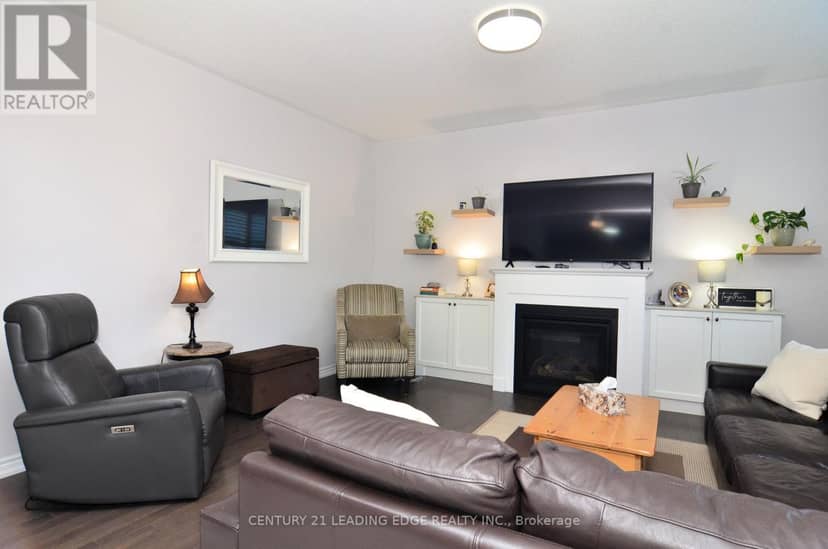 63 Northhill Avenue — photo 18 of 40