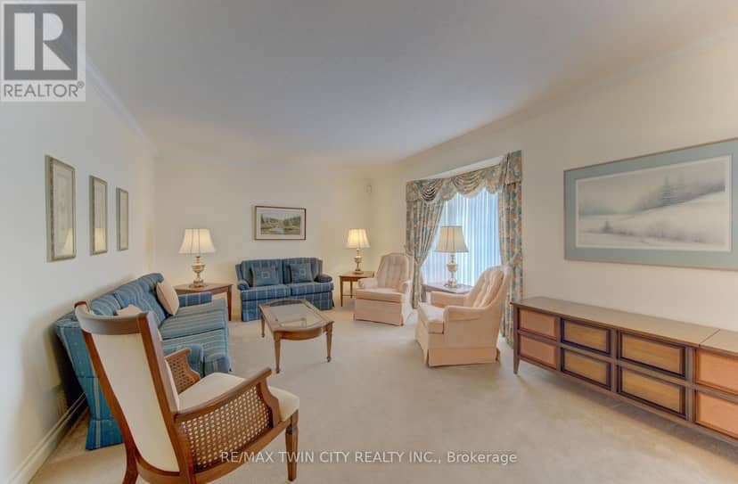 298 Roxton Drive, Waterloo, photo 7