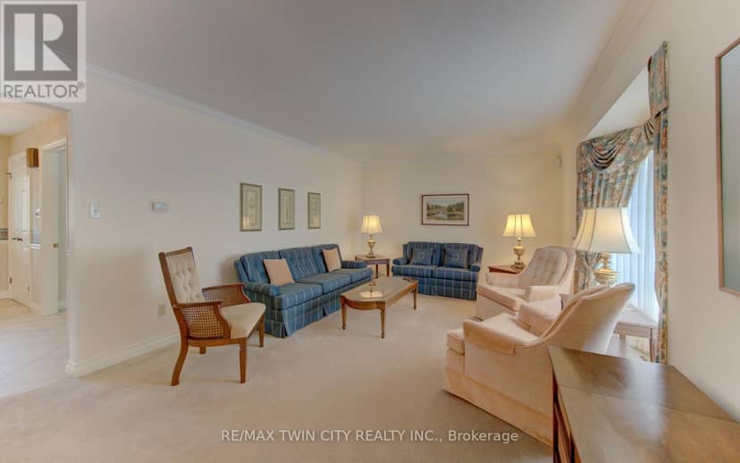 298 Roxton Drive — photo 9 of 38