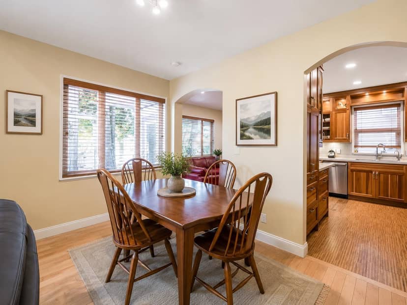 8 15055 20 AVENUE, Surrey, photo 3