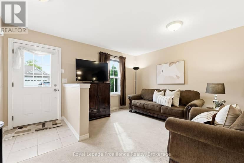 23 Empire Boulevard, Brighton, photo 8