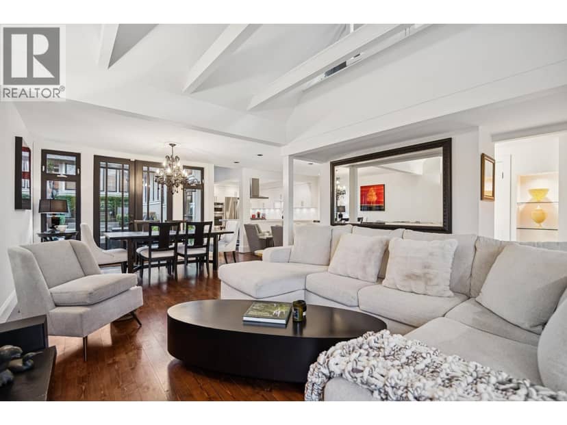 3814 W 11 AVENUE, Vancouver