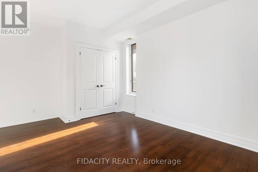 302 - 320 McLeod Street — photo 14 of 21