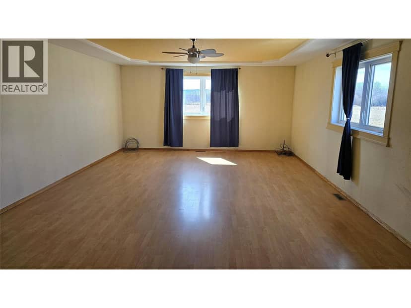 8185 Stuckey Road, Dawson Creek, photo 5