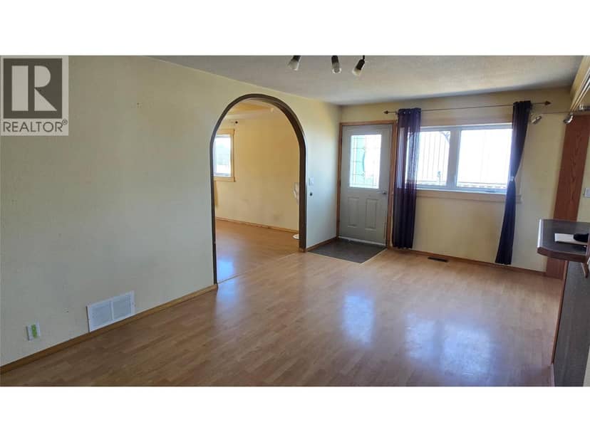 8185 Stuckey Road, Dawson Creek, photo 8