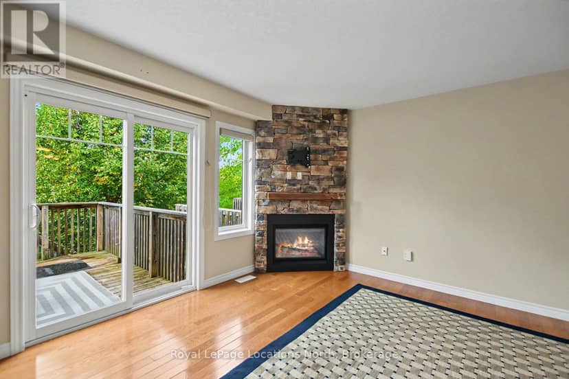 38 Silver Glen Boulevard — photo 17 of 40