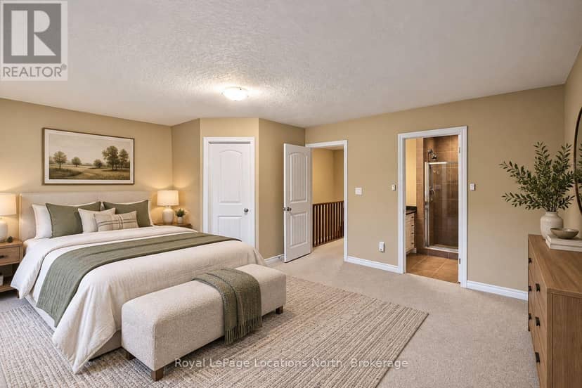 38 Silver Glen Boulevard — photo 24 of 40