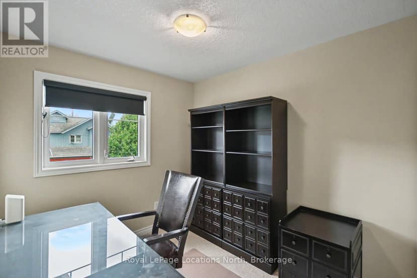 38 Silver Glen Boulevard — photo 29 of 40