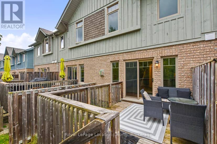 38 Silver Glen Boulevard — photo 7 of 40