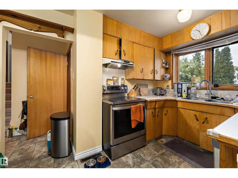 10621 60A AV NW, Edmonton, photo 7
