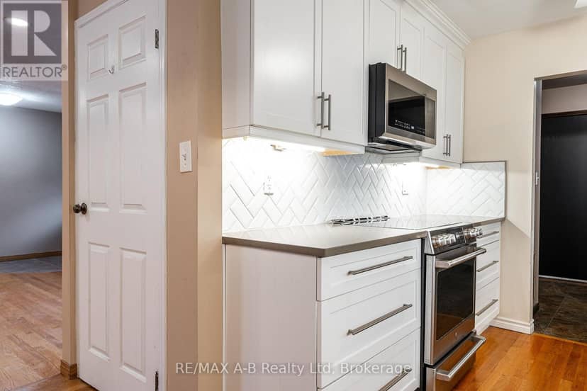 332 Widder Street E — photo 14 of 40