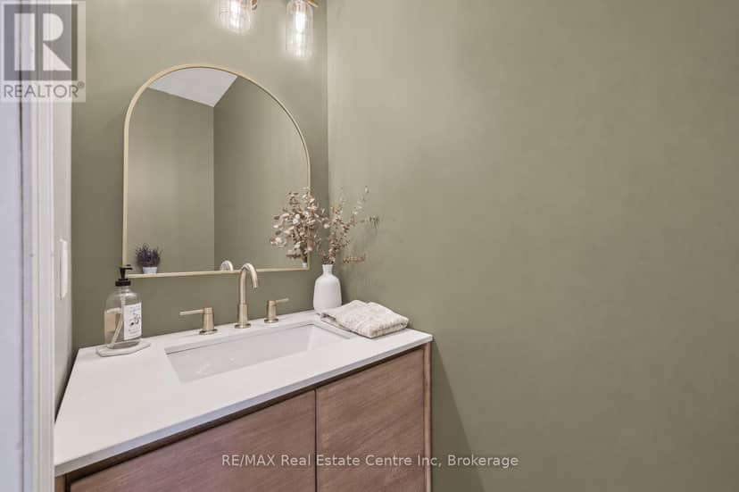 30 - 88 Decorso Drive — photo 11 of 19