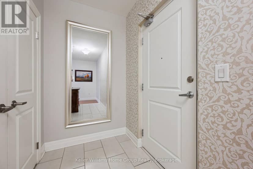 802 - 160 Macdonell Street — photo 10 of 40