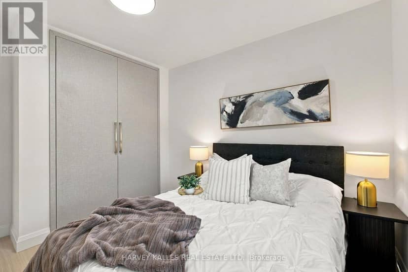 547 Melrose Avenue — photo 21 of 40