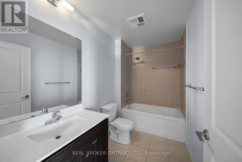 3010 - 2015 Sheppard Avenue E — photo 12 of 32