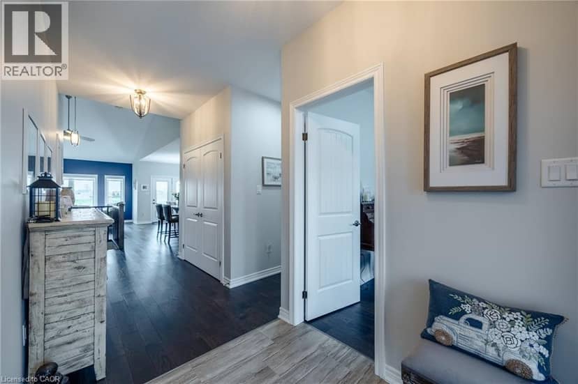86 REGATTA Drive — photo 5 of 40