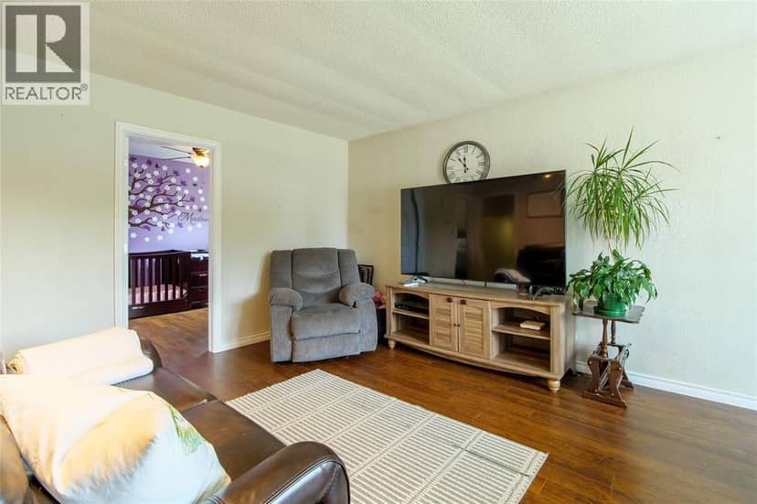 314 Cameron Street — photo 8 of 38