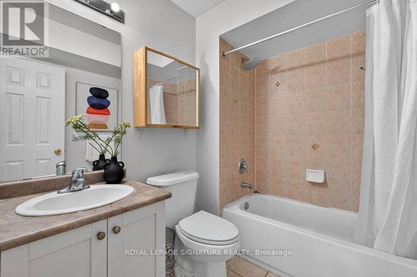 1755 Danforth Avenue — photo 27 of 39